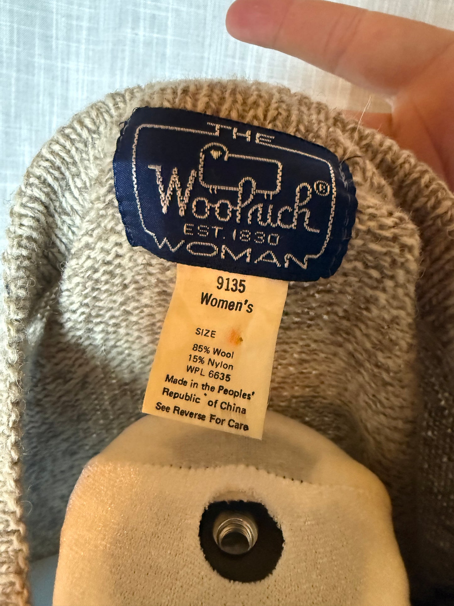 goose teacher cardigan L