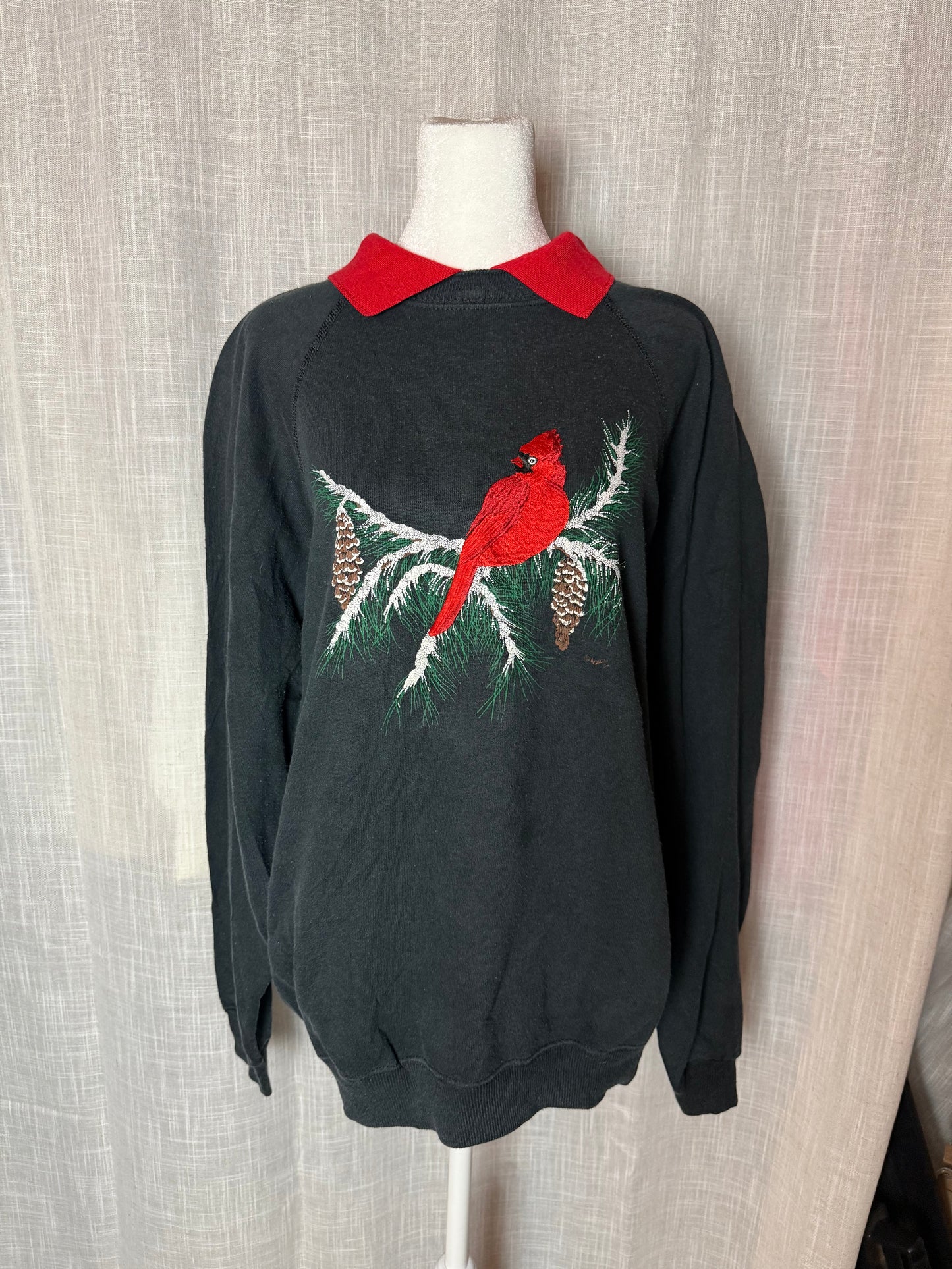 cardinal bird winter collared sweater XL