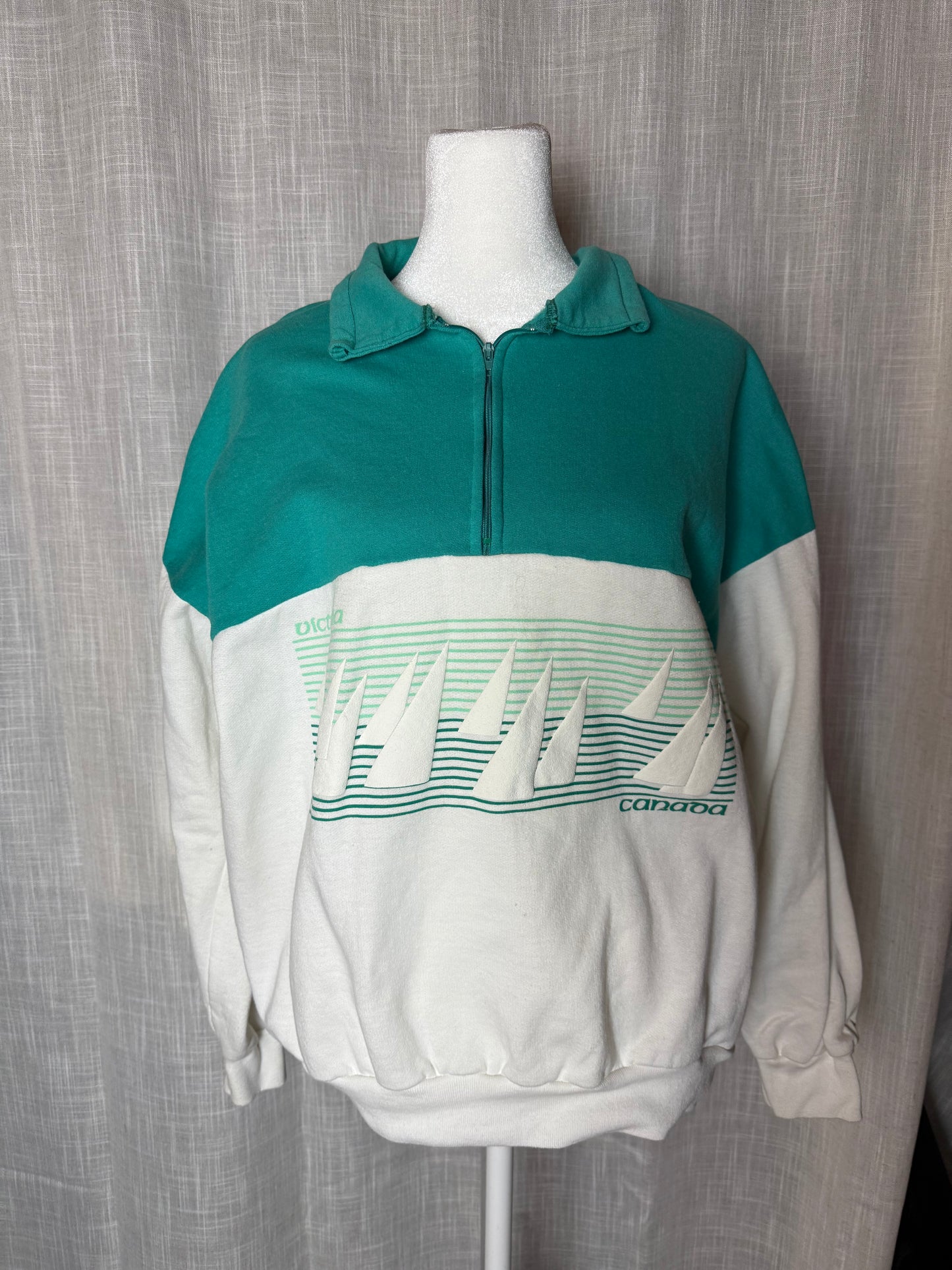 vintage victoria canada quarter zip sweater M