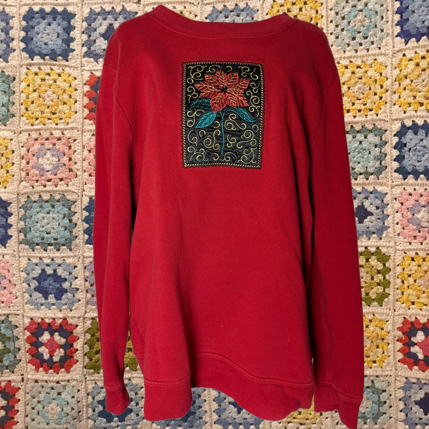 red flower sweater crewneck holiday XL