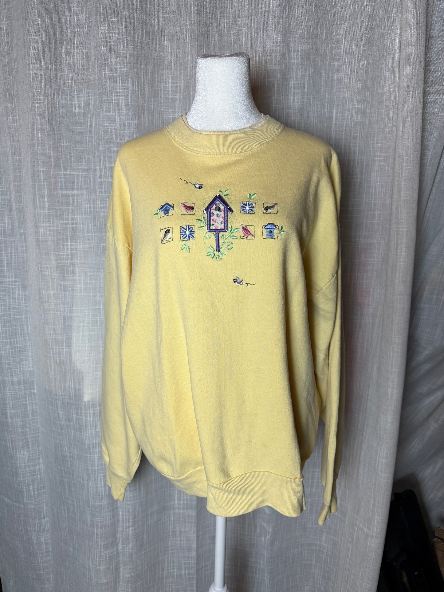 birdhouse crewneck sweater L yellow