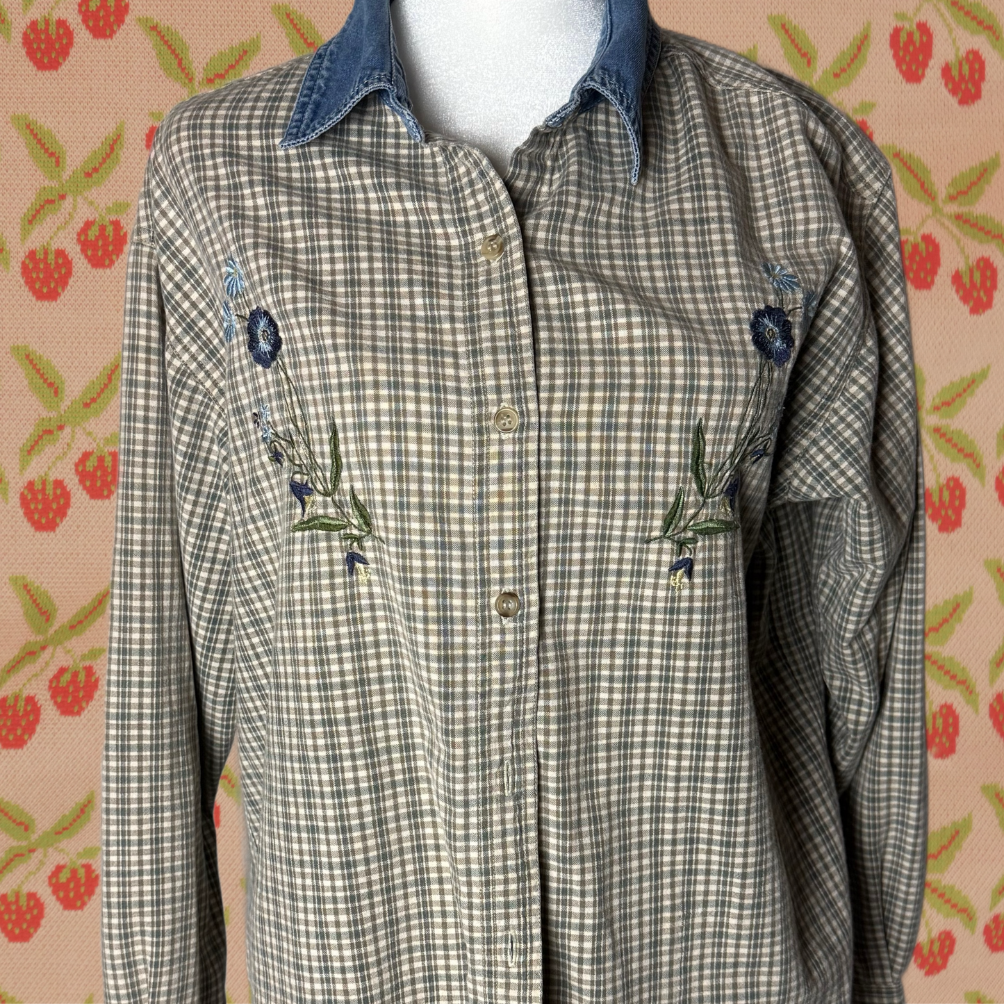 floral embroidered flannel w/denim collar button up blouse M