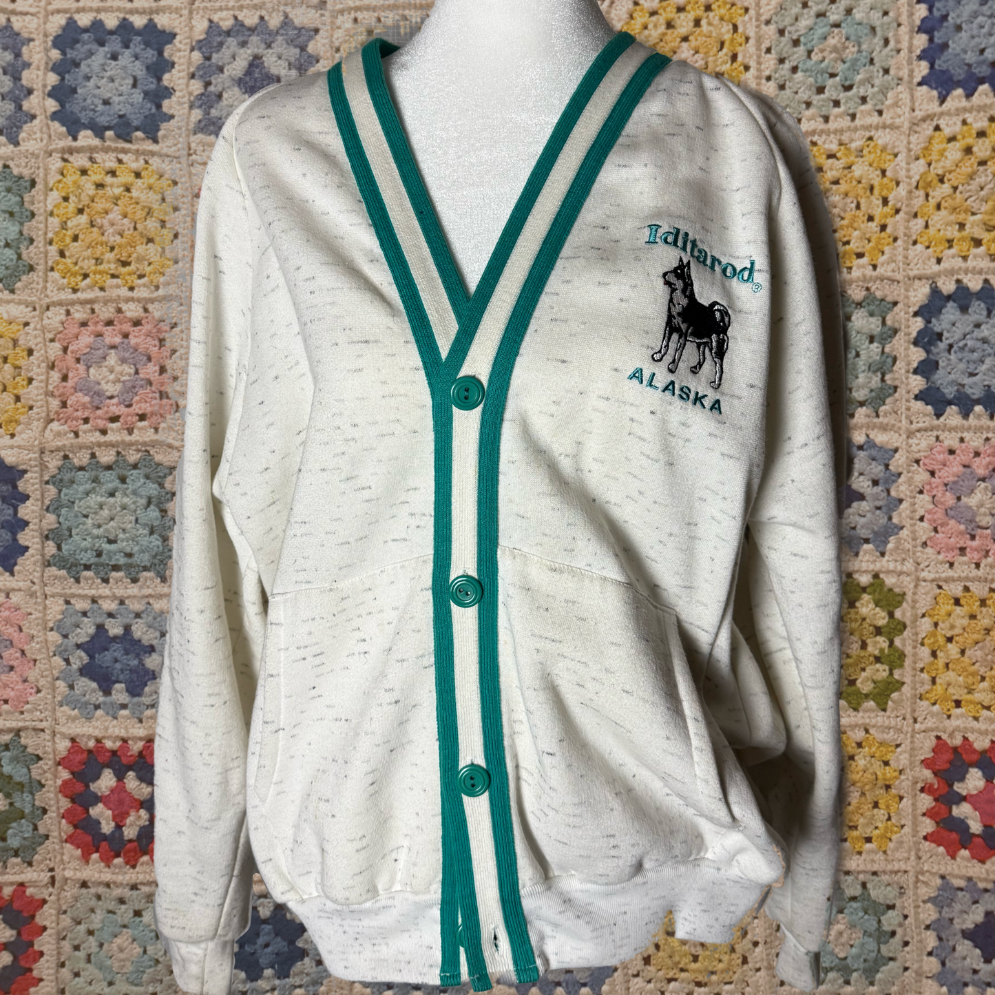 Iditarod Alaska Husky dog cardigan sweater M