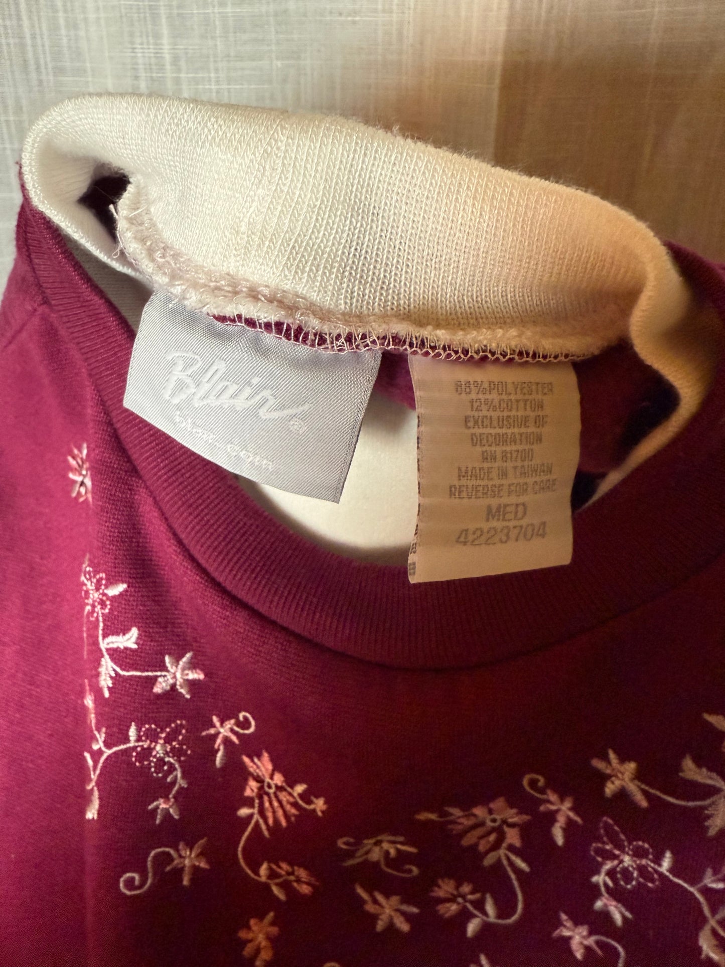 red floral collared crewneck sweater M blair